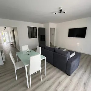 Maison Detente De 100 M2 Uniquement Couple-famille-travailleurs Villa
